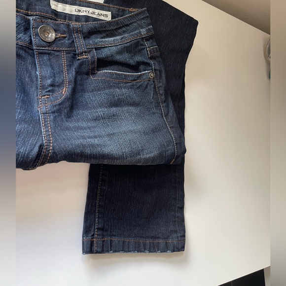 DKNY Dark Wash Jeans - Size 4 - Picture 9 of 13